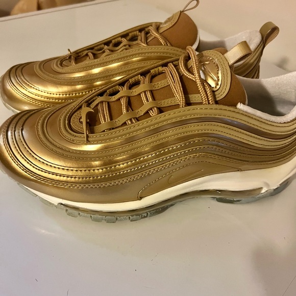 ⚡️NBW Women’s or Men’s Metallic Gold Nike Max 97⚡️ - Picture 6 of 7